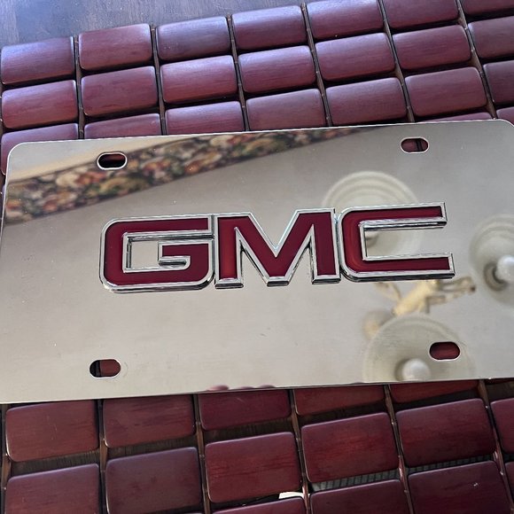 GMC  Car/Truck/Suv 🛻- Heavy Duty Chrome License Plate 🪪 - Picture 1 of 4